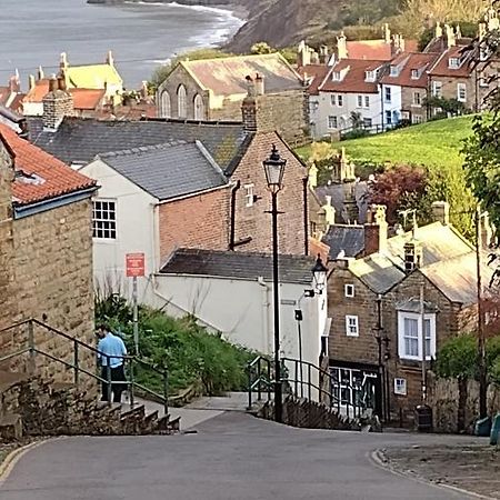 Darnholm Cottage Robin Hood's Bay Extérieur photo