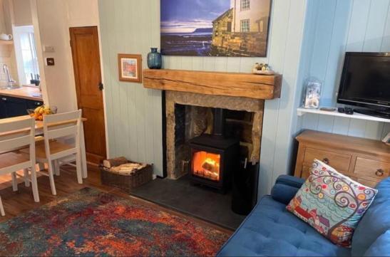 Darnholm Cottage Robin Hood's Bay Extérieur photo