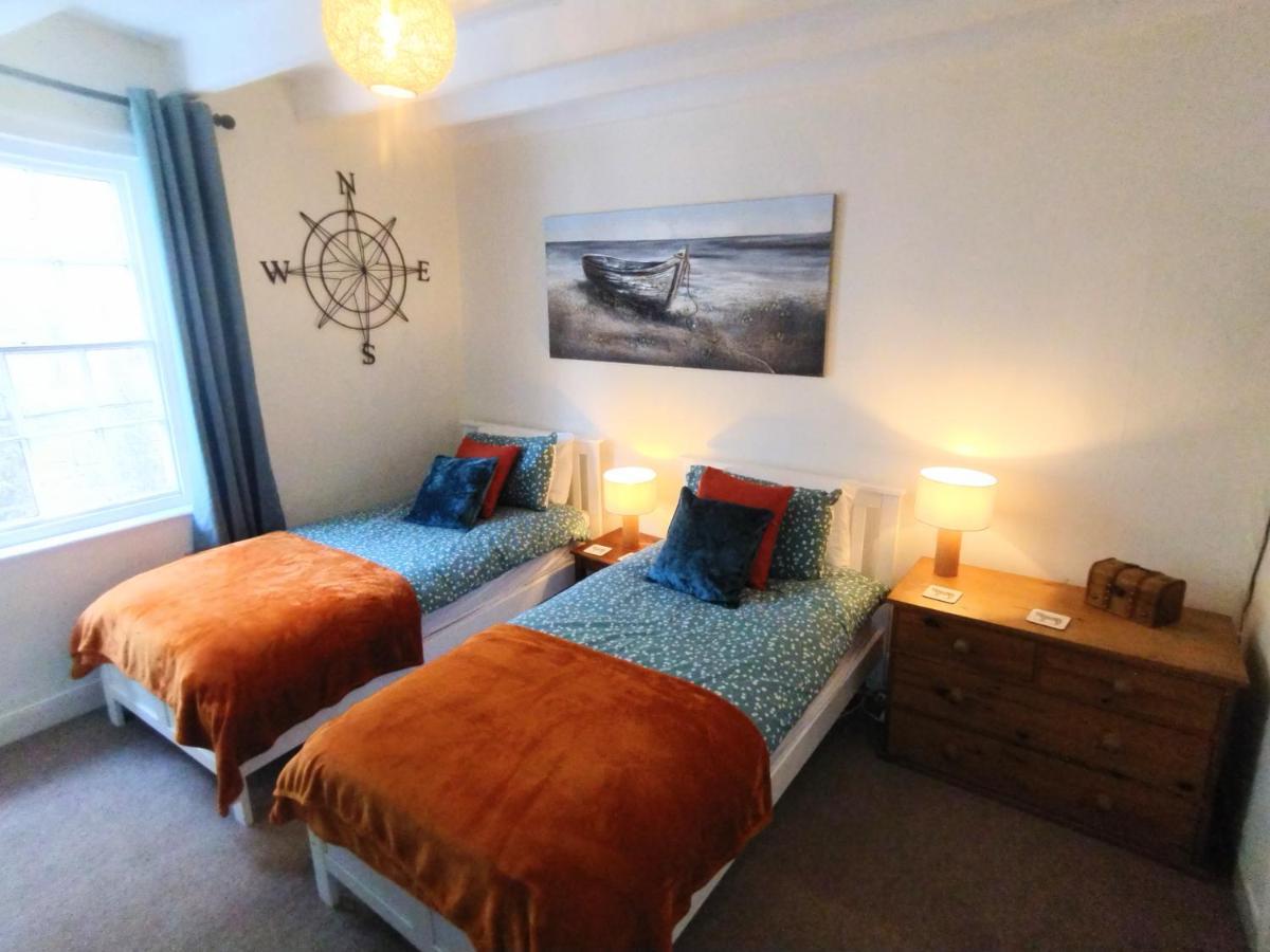 Darnholm Cottage Robin Hood's Bay Extérieur photo